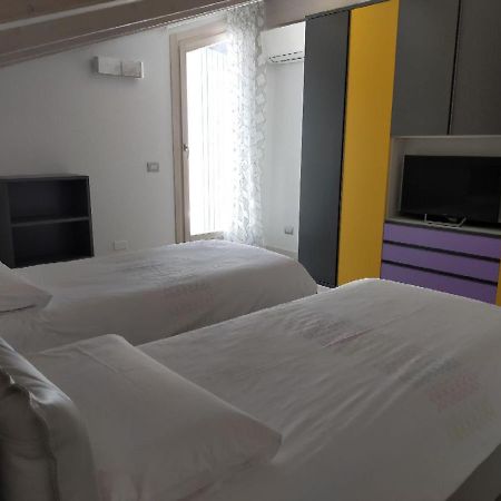 Sweet Dream Deluxe Apartment Sirmione Dış mekan fotoğraf