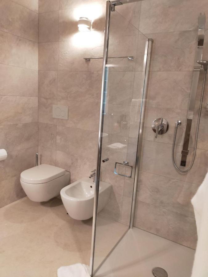 Sweet Dream Deluxe Apartment Sirmione Dış mekan fotoğraf