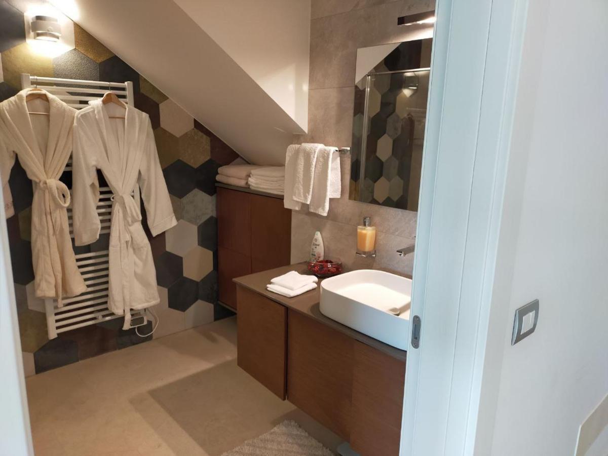 Sweet Dream Deluxe Apartment Sirmione Dış mekan fotoğraf