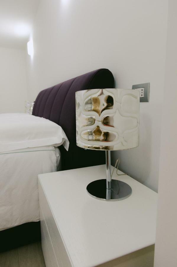 Sweet Dream Deluxe Apartment Sirmione Dış mekan fotoğraf