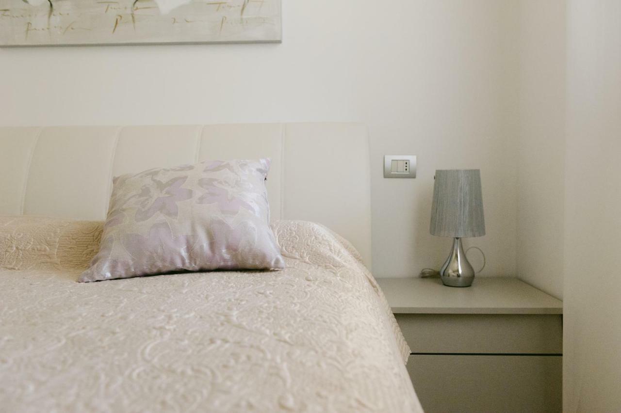 Sweet Dream Deluxe Apartment Sirmione Dış mekan fotoğraf