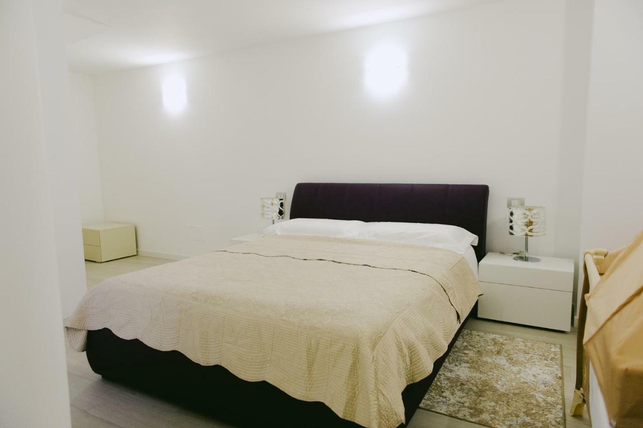 Sweet Dream Deluxe Apartment Sirmione Dış mekan fotoğraf